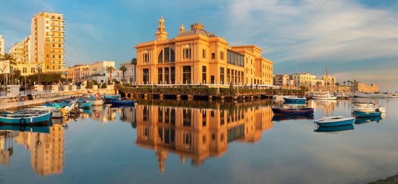 Apartamento La Dimora Del Principe Bari Exterior foto